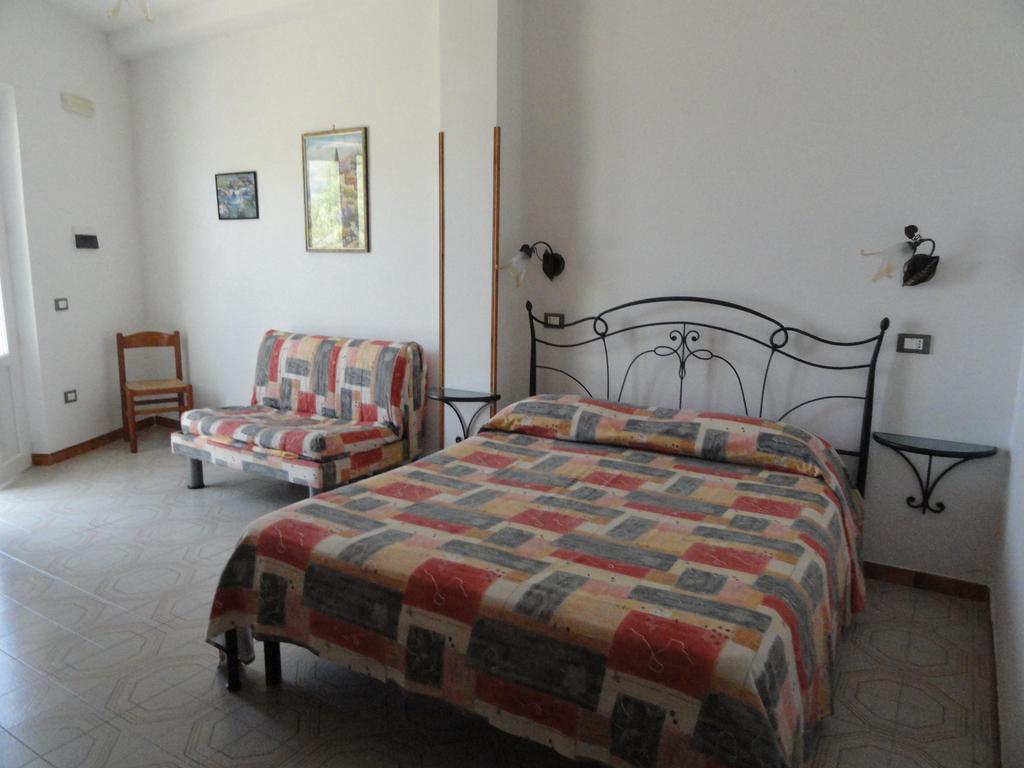 Chiaia Apartments Ponza Rum bild