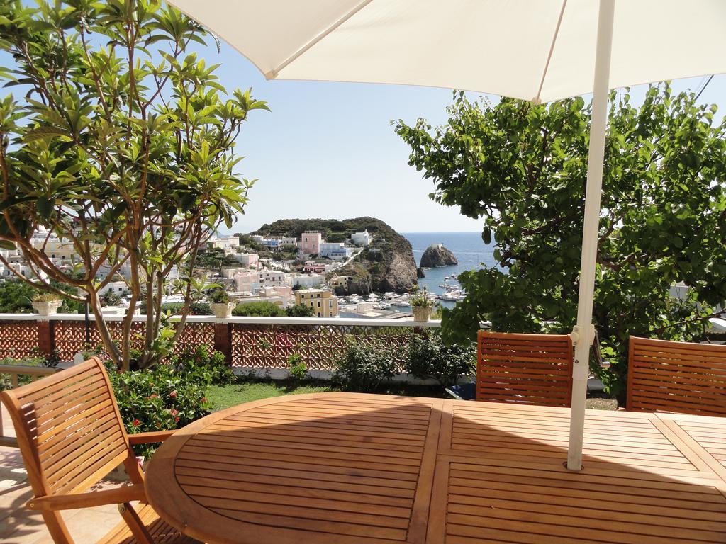 Chiaia Apartments Ponza Exteriör bild